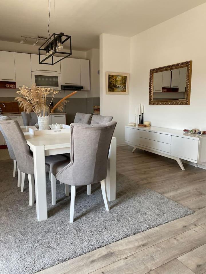 Apartment Angelina ชาพลินา ภายนอก รูปภาพ